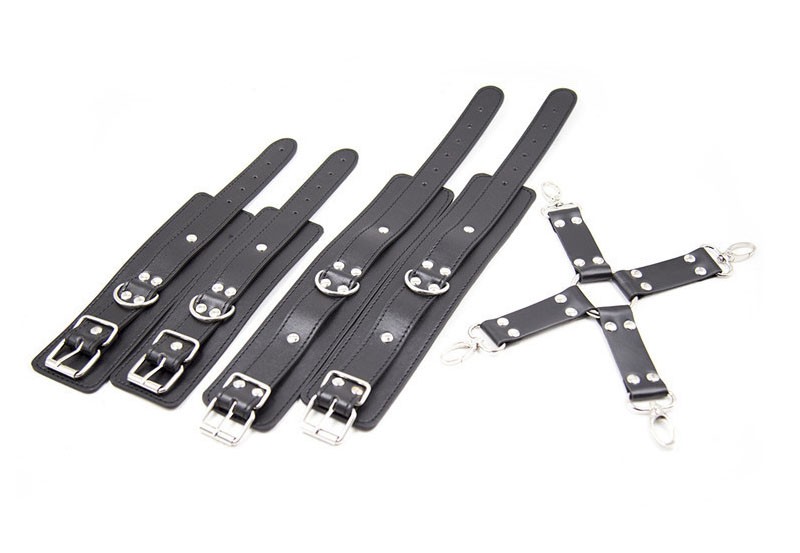 Shop bán Đồ chơi bạo dâm còng tay cân nhập khẩu
