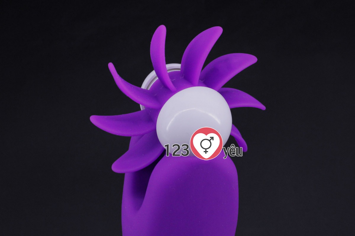 Lưỡi xoay massage âm đạo Intoxicated 7 tần số silicon ABS cao cấp