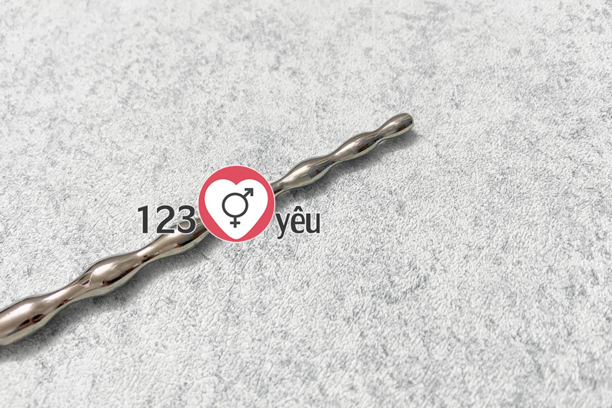 Dụng cụ kích thích niệu đạo inox không gỉ an toàn free size
