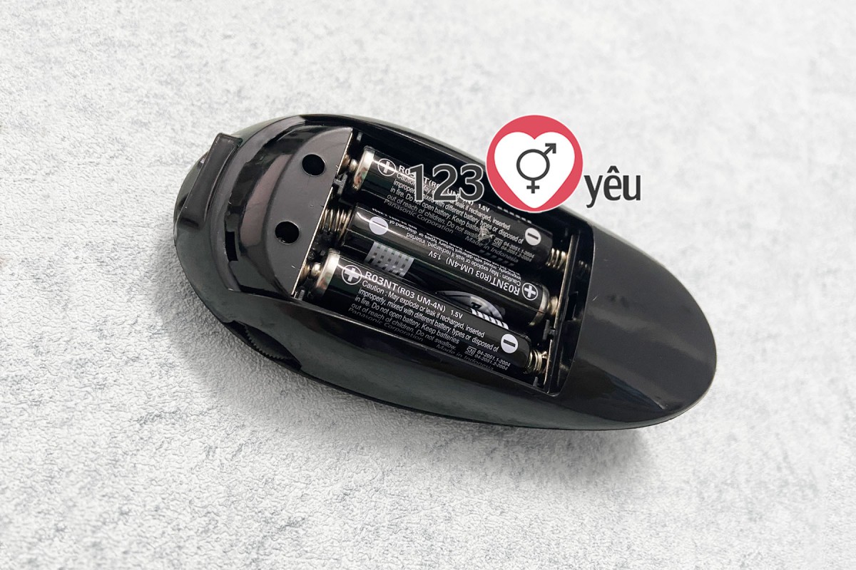 Đồ chơi kích hậu 3 nấc đế đính tường silicon mềm rung mạnh