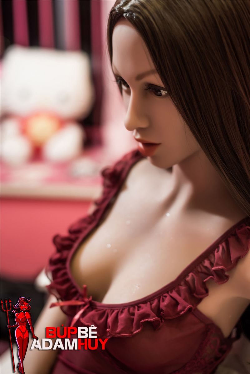 Búp bê IT Anna 155cm TPE pha silicon sống động chân thật