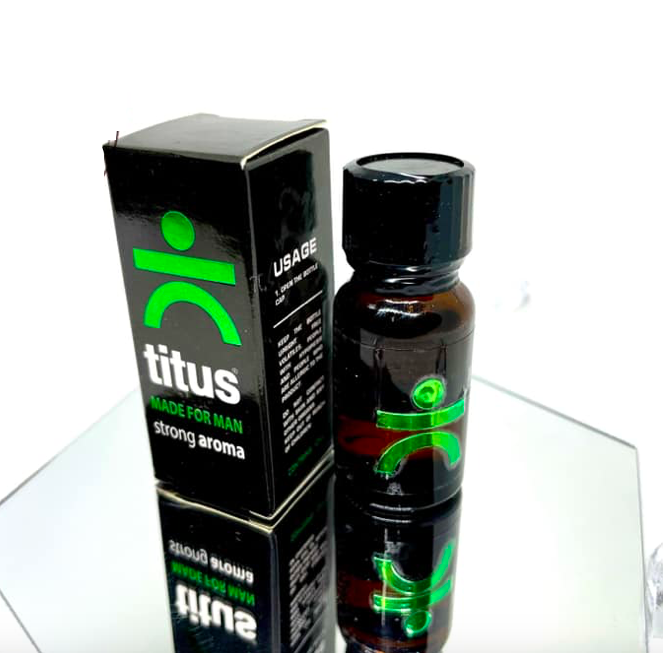 Popper Titus Green 10ml Mạnh mẽ Kích thích ham muốn tình dục