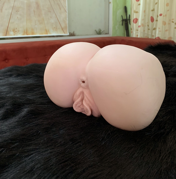 Âm đạo giả silicon nguyên khối thật như gái mới lớn cao cấp an toàn