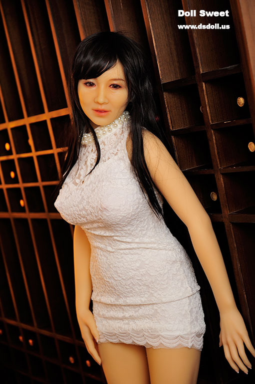 Búp bê DS 158plus Serena trung niên silicon nguyên khối cực chân thật