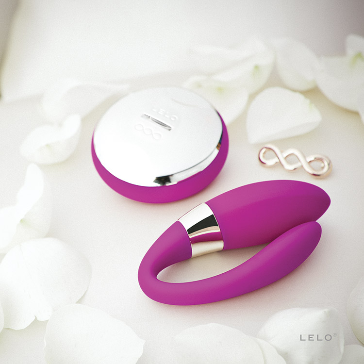 Máy mát xa điểm G trứng rung Lelo Tiani chữ C đa chế độ rung