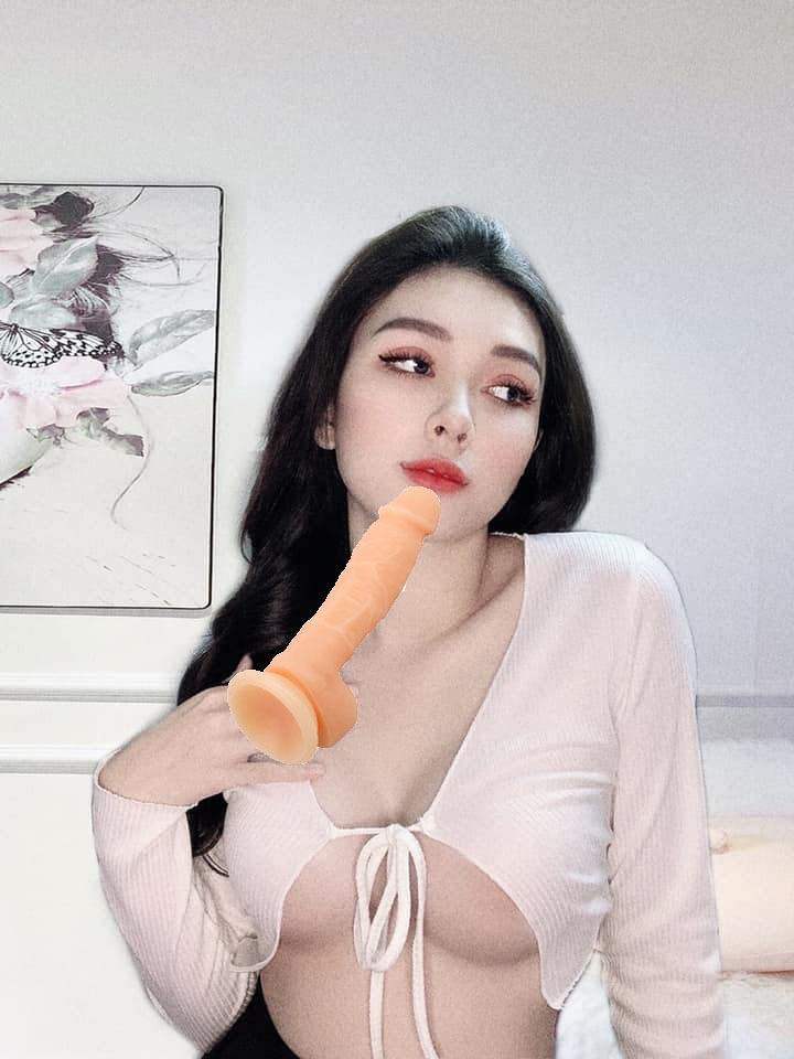 Dương vật giả có đế Companion silicon mềm mại an toàn sử dụng