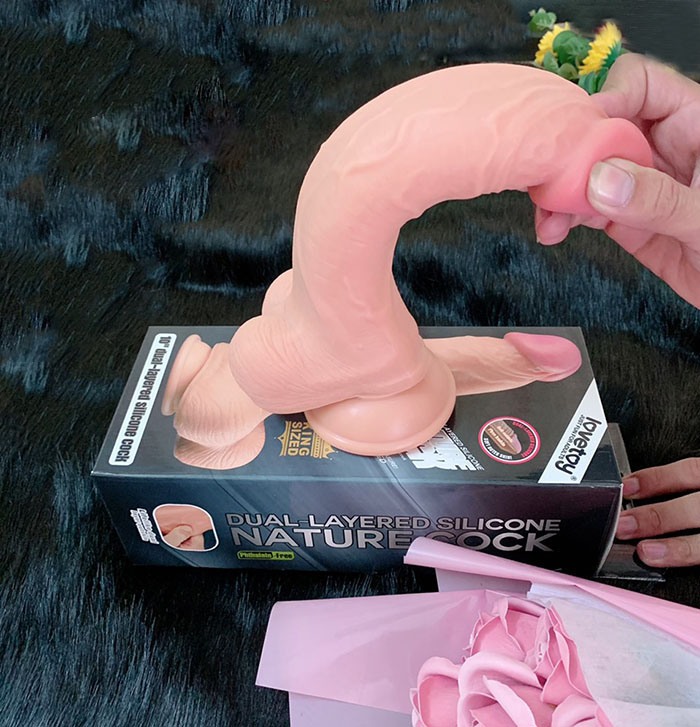 Dương vật cầm tay Lovetoy silicon mềm mại thỏa mãn nhu cầu sinh lý