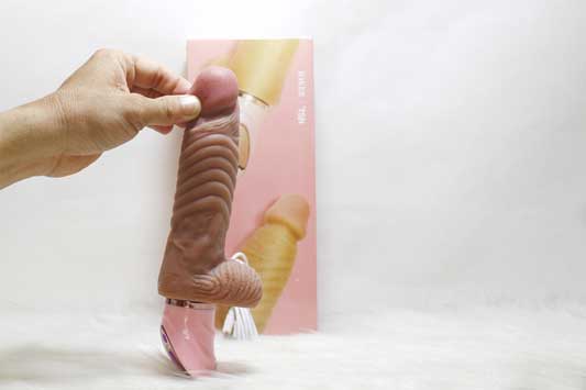 Dương vật silicon siêu mềm Joker rung thụt sưởi ấm cực khoái