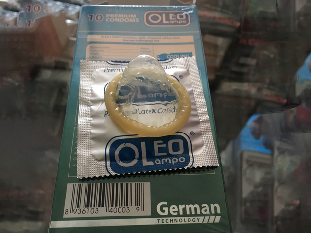 Bao cao su Oleo Cooling Ultra Thin mát lạnh kéo dài 10s